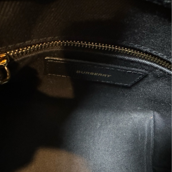 Burberry Banner tote black with nova check - Picture 9 of 10